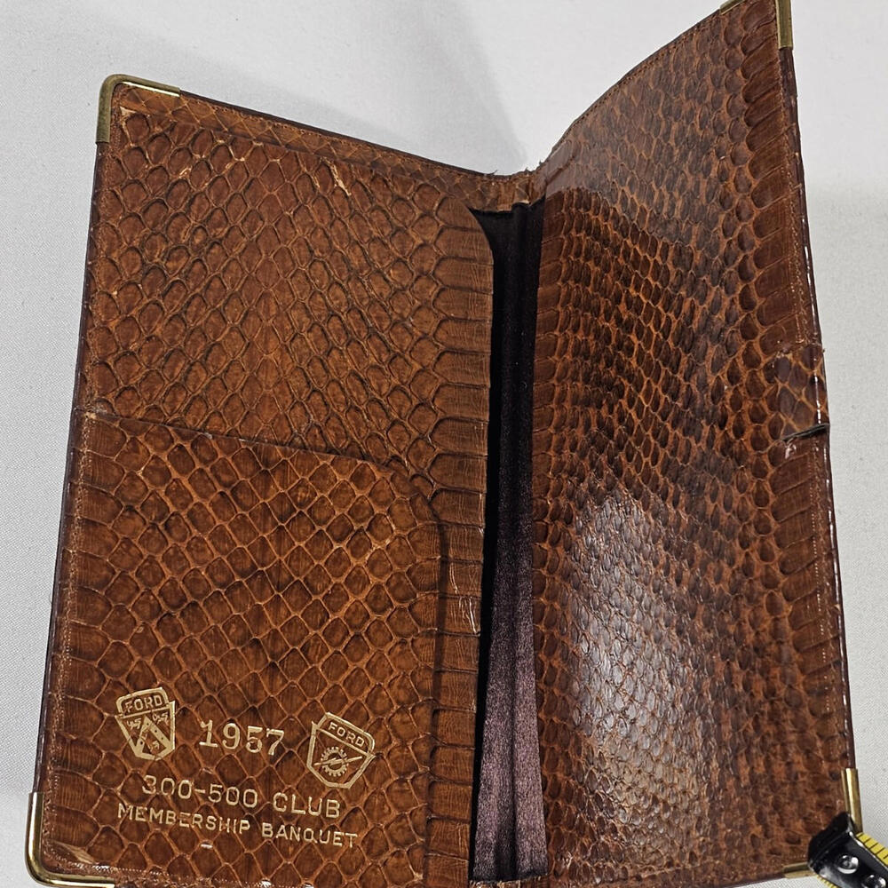 Vintage 1957 Ford Cobra Snake Skin Wallet 300-500 Club Membership Banquet MCM - Picture 2 of 11